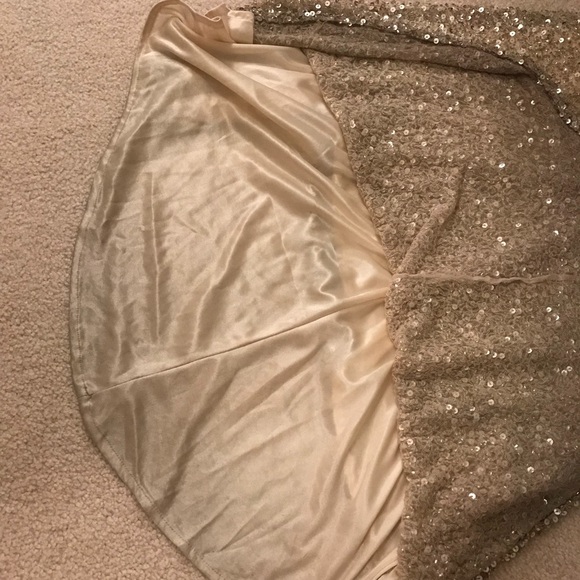 Stunning gold sequin prom dress - Picture 6 of 6